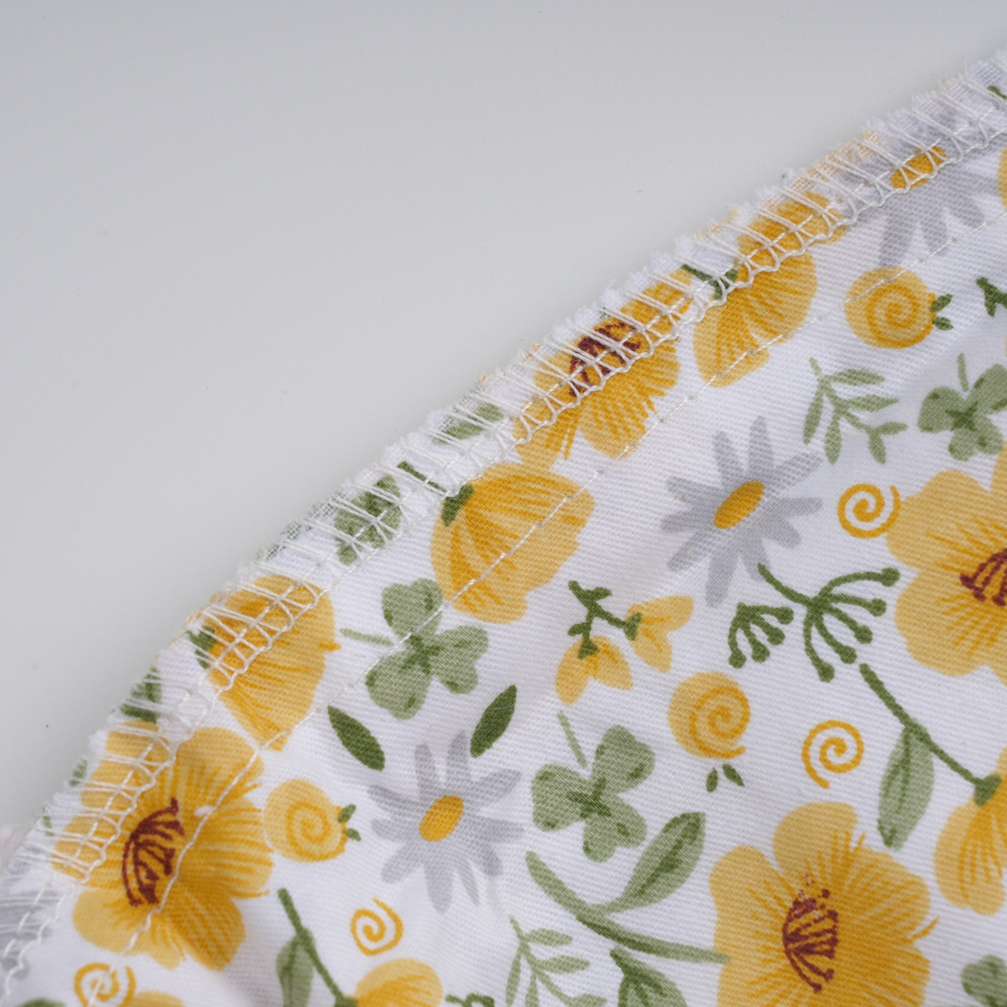 Yellowe Gray Daisies Cotton Ponytail Scrub Cap