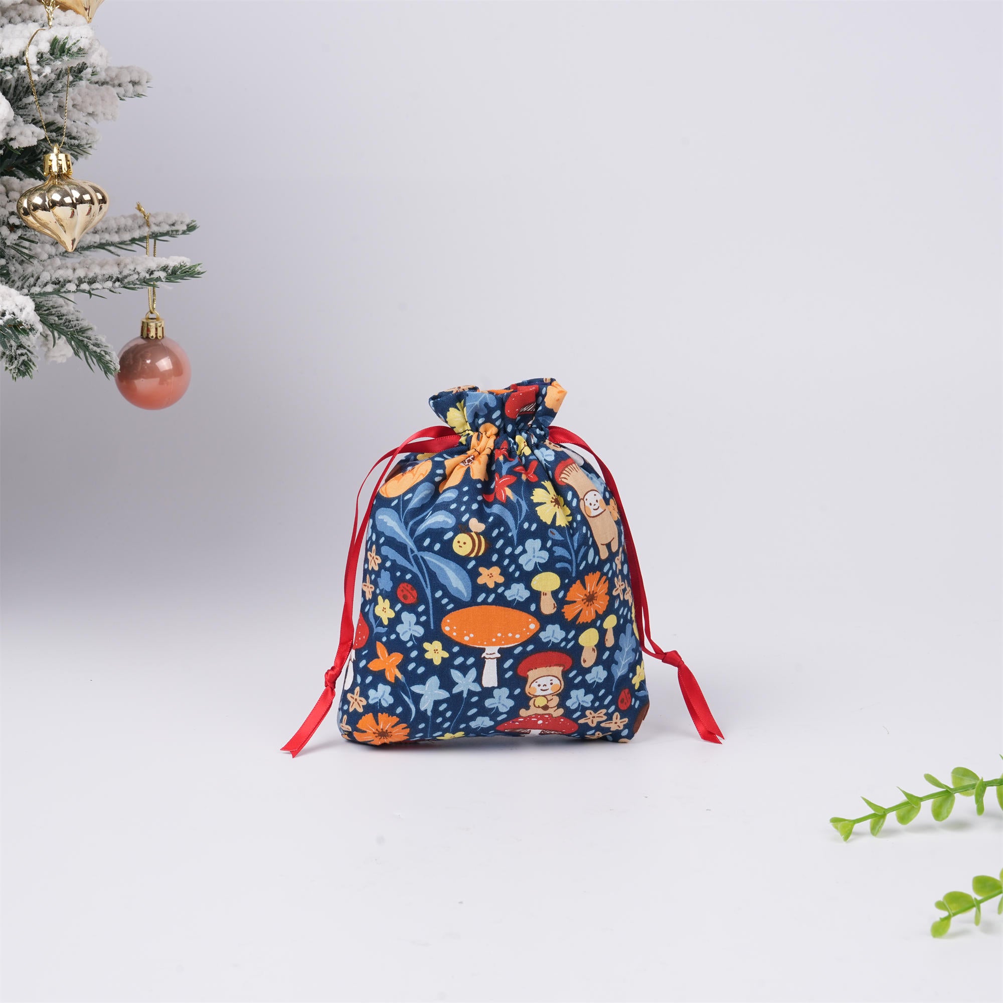 Mushroom & Orange Flowers Gift Bag,Cute Bee Plants - Eco friendly,Christmas Gift