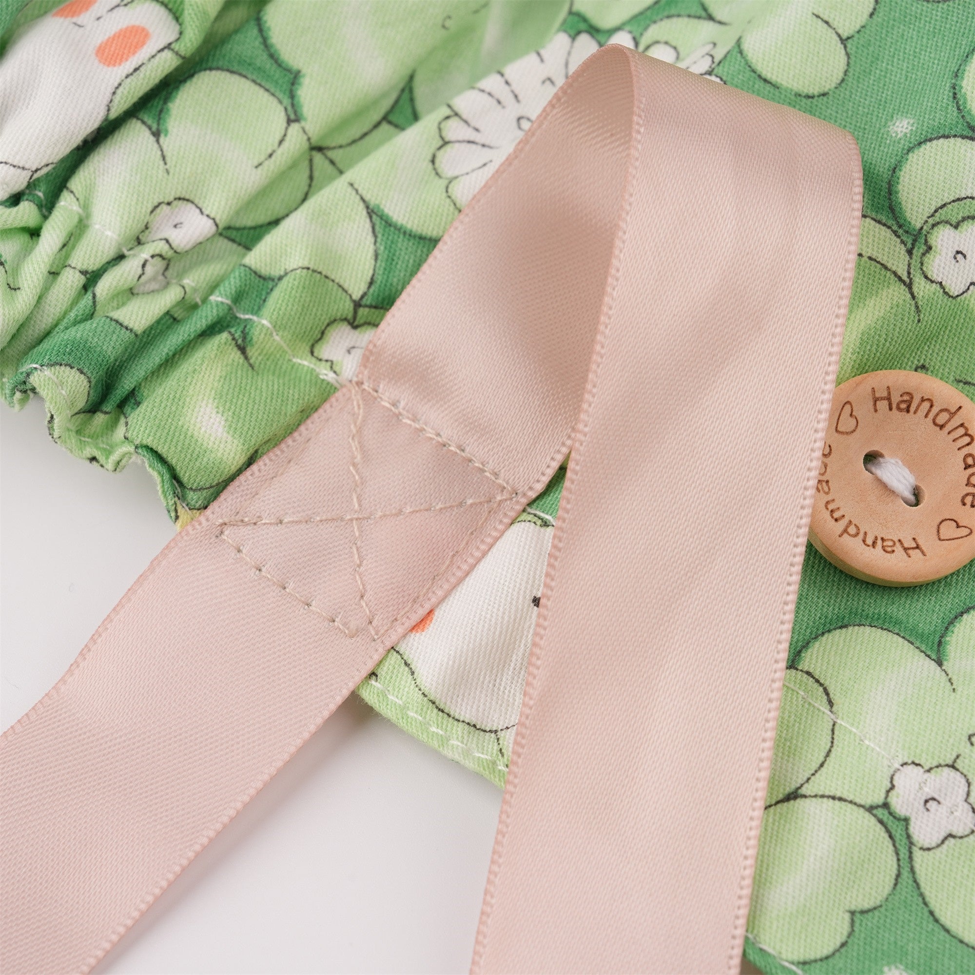 Summer Cotton Ponytail Scrub Cap: Green Leaves & Bunny