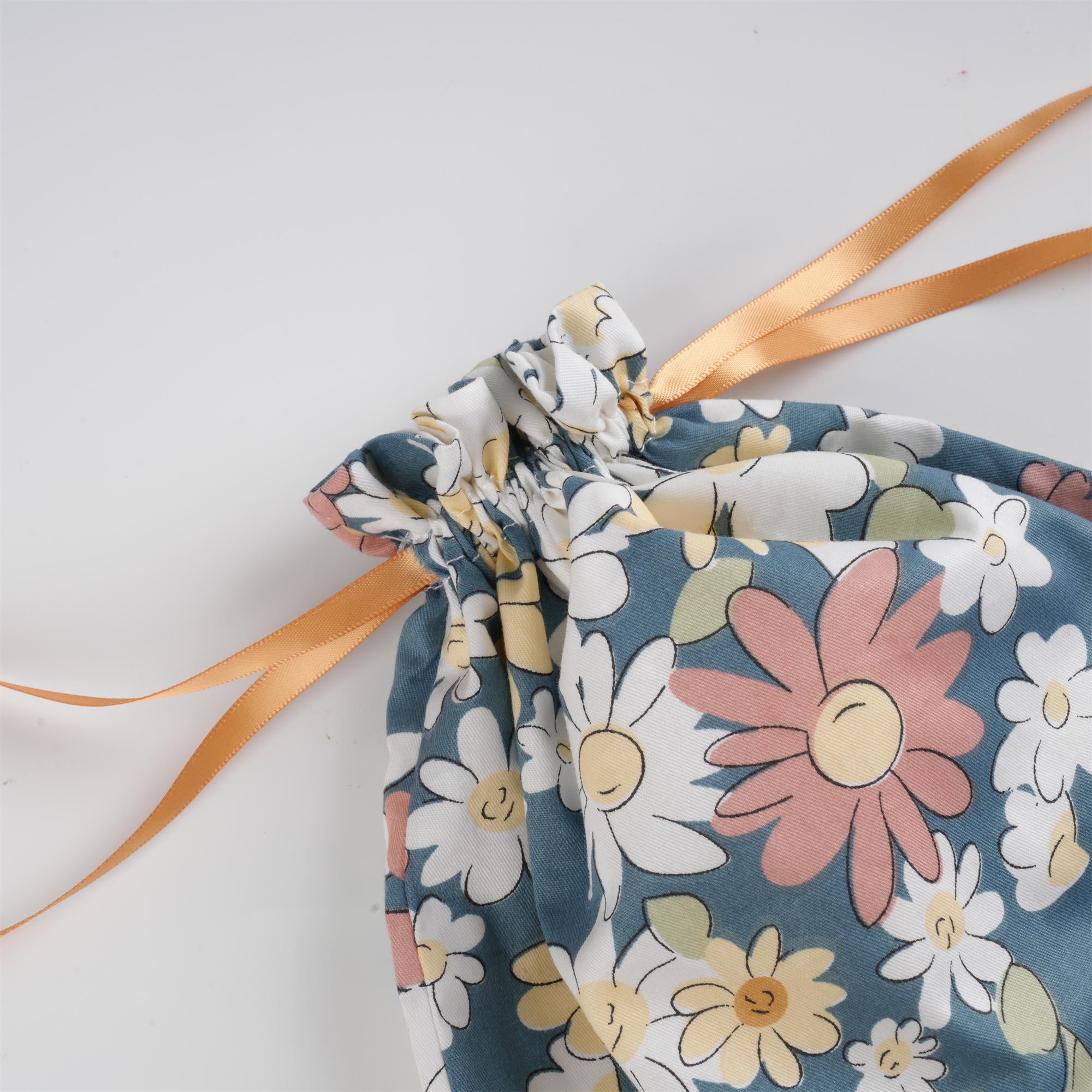 White/Orange/Pink Diasy Flower Drawstring Gift Bag,Holidy Party/Wedding Favor Gift Bag Wrapping