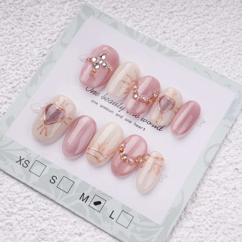 Sun Heart Nails,Handmade Reusable Premium Nail,Gold Accents on Short Oval Nails,Spring Nails,Gift for Mom,Her