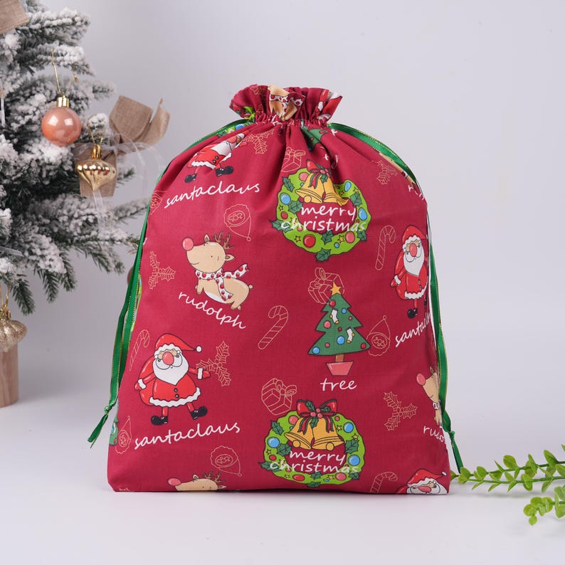 Red Christmas Wreath,Santa and Deer Print Gift Bag,Wedding Party Favor,Xmas Decor