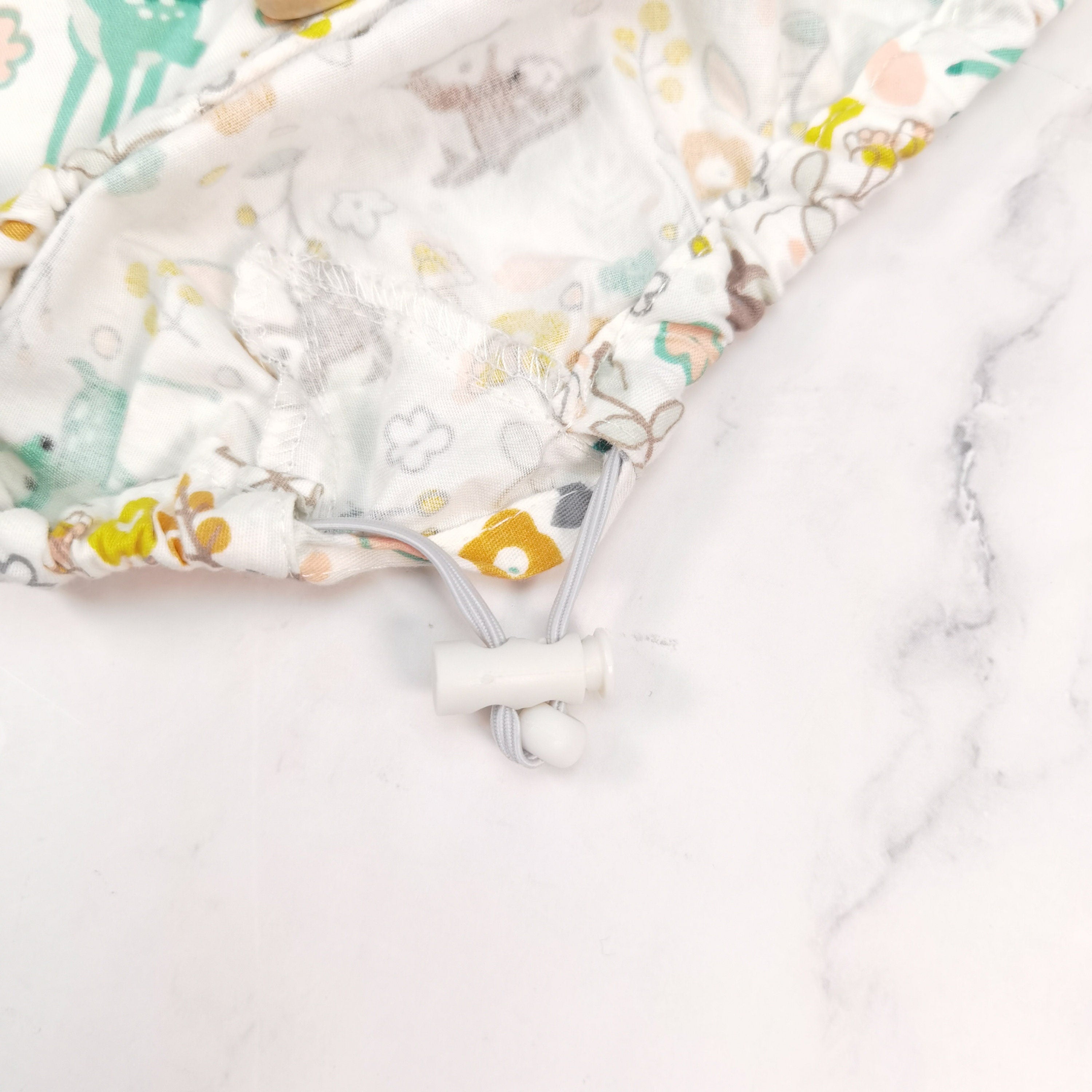 Cute Dawn White Cotton Bouffant Scrub Cap