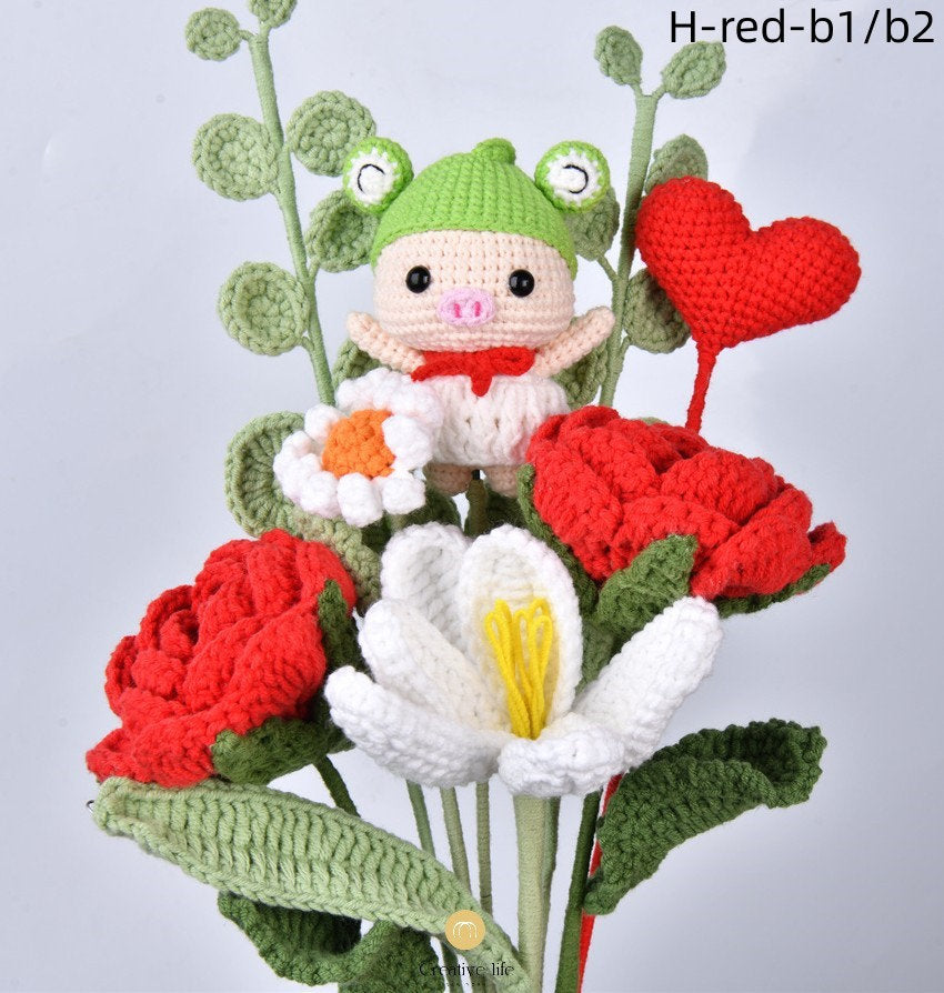 8PCS Handmade Pig/Winnie Bear/Stitch/Yoda/Panda Doll Rose&Tulip Crochet Bouquet