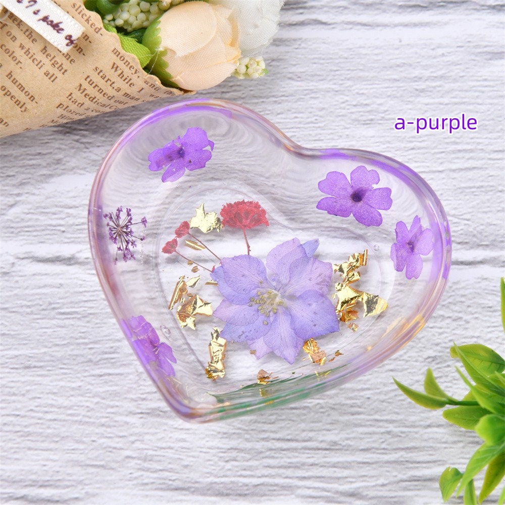 Heart Shaped Resin Ring Dish with Real Dried Flowers