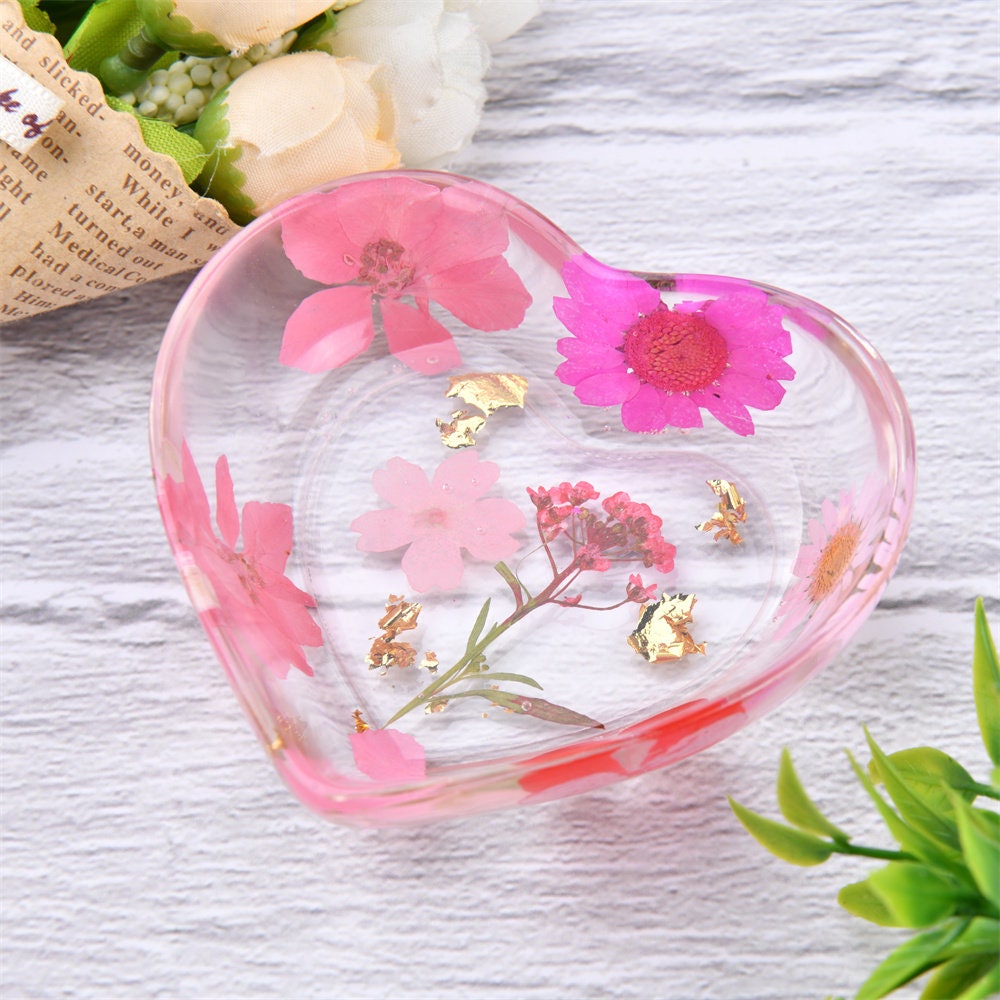 Heart Shaped Resin Ring Dish with Real Dried Flowers