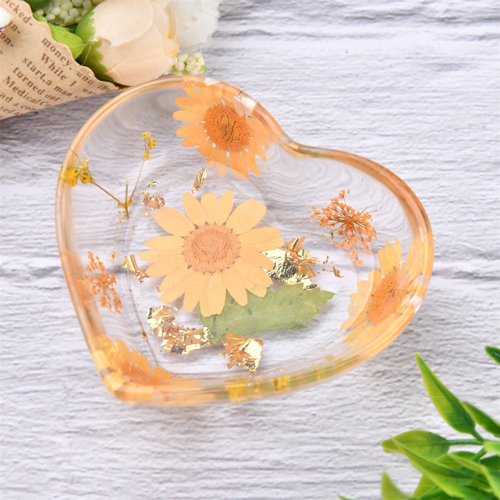 Heart Shaped Resin Ring Dish with Real Dried Flowers