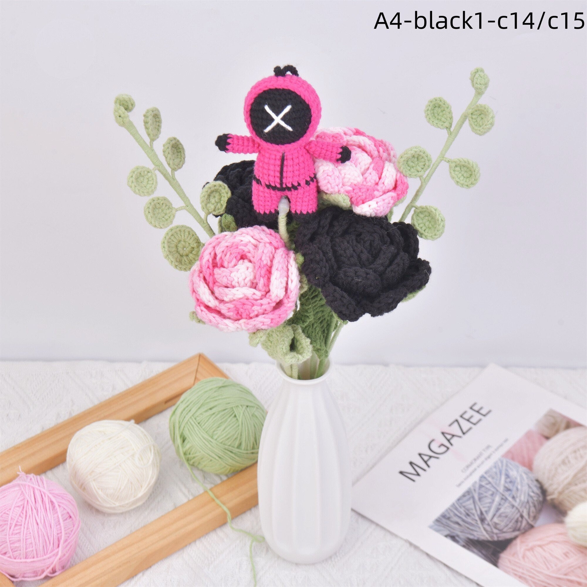 7PCS Handmade Doll Black Roses&Squid Game Crochet Bouquet