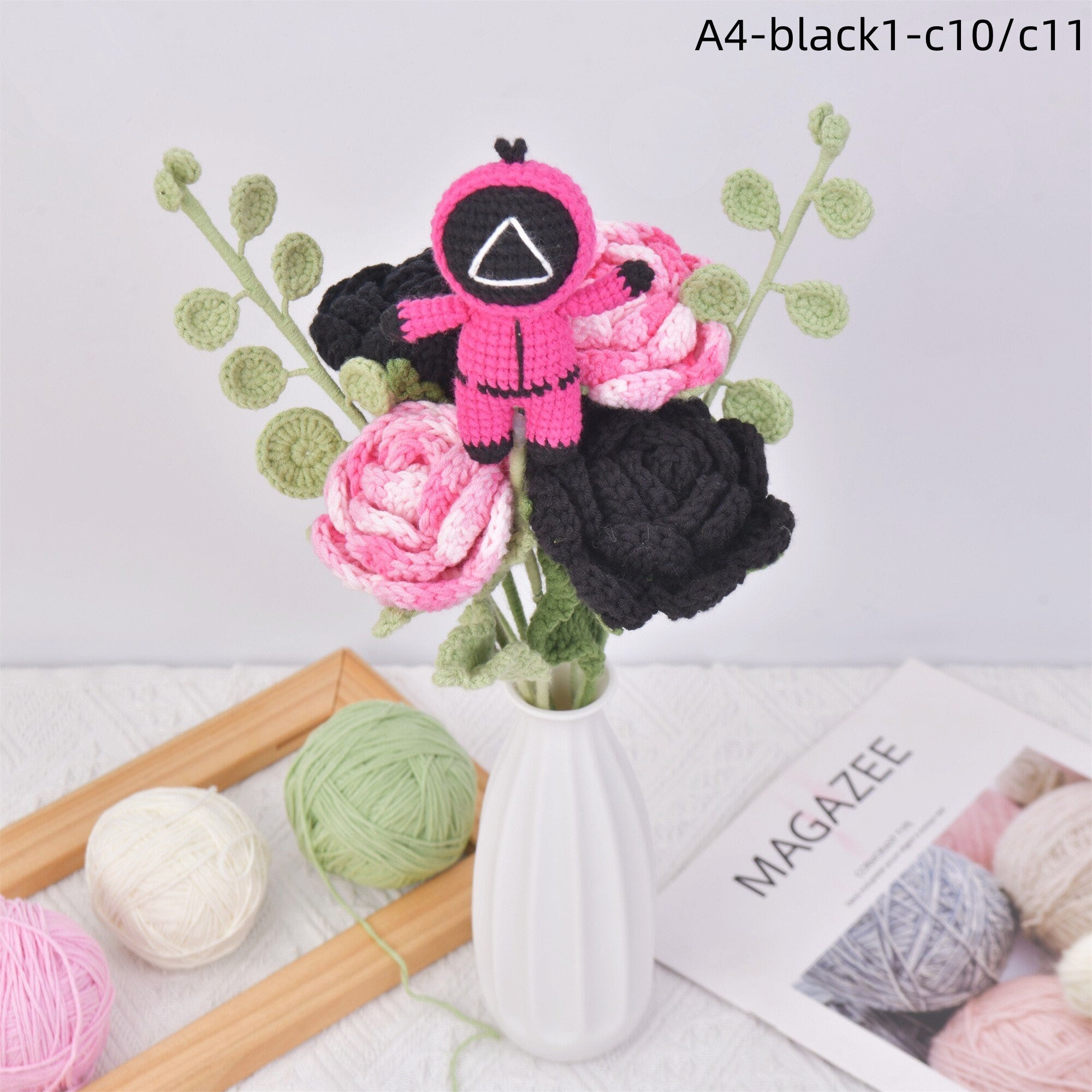 7PCS Handmade Doll Black Roses&Squid Game Crochet Bouquet