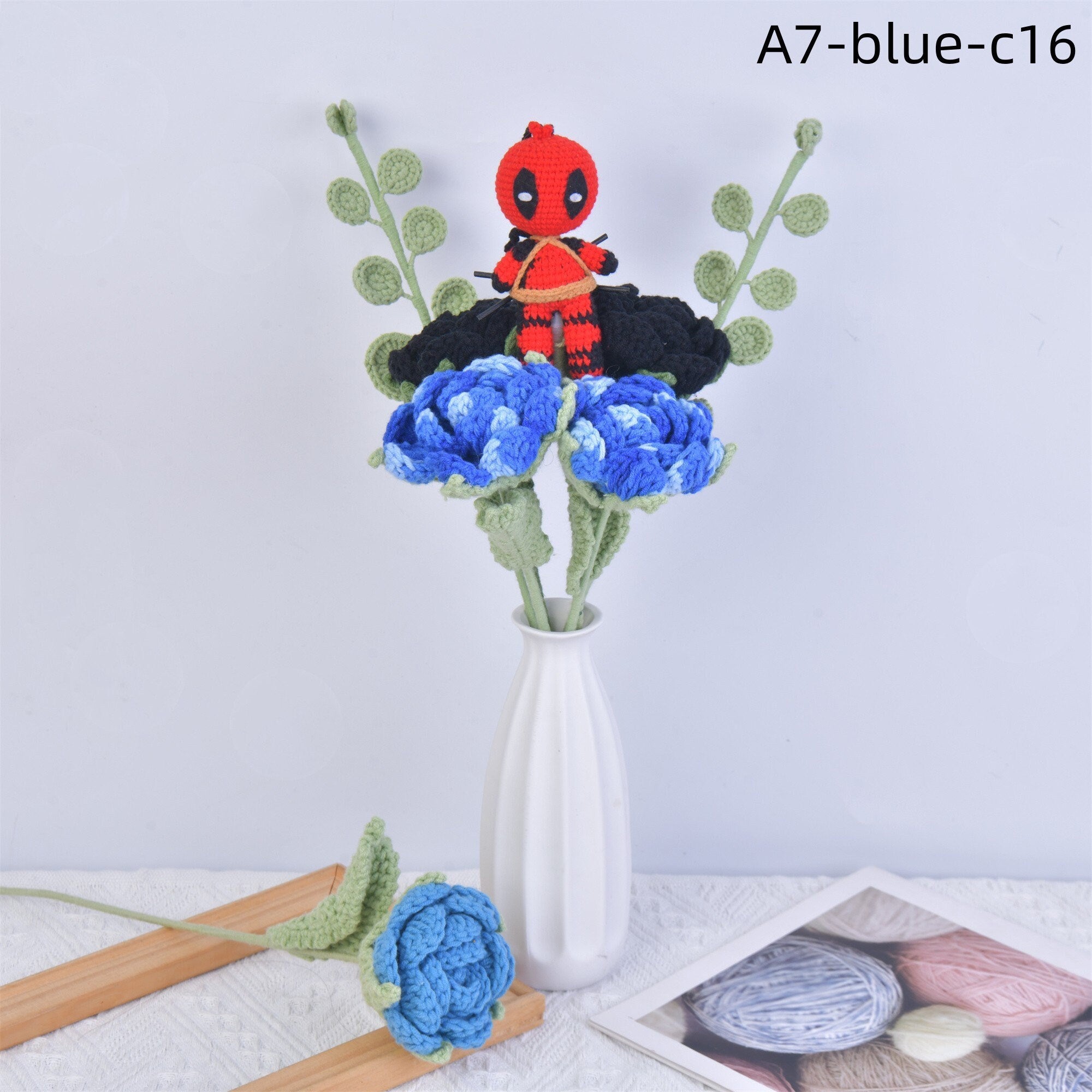 Handmade Flowers&Crochet Deadpool Pendant Doll Crochet Bouquet