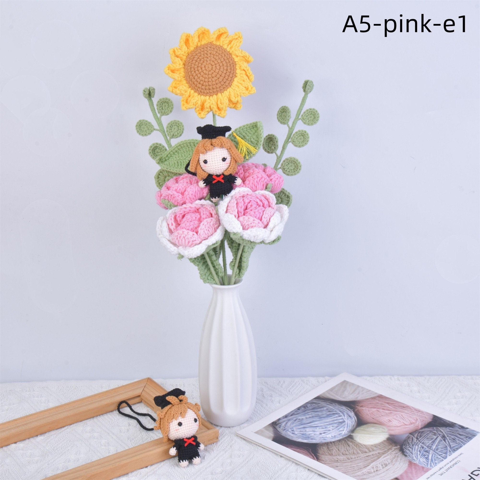 Graduation Doll Knit Rose/Tulip/Carnation/Sunflower/Gerbera/Eucalyptus Crochet Bouquet