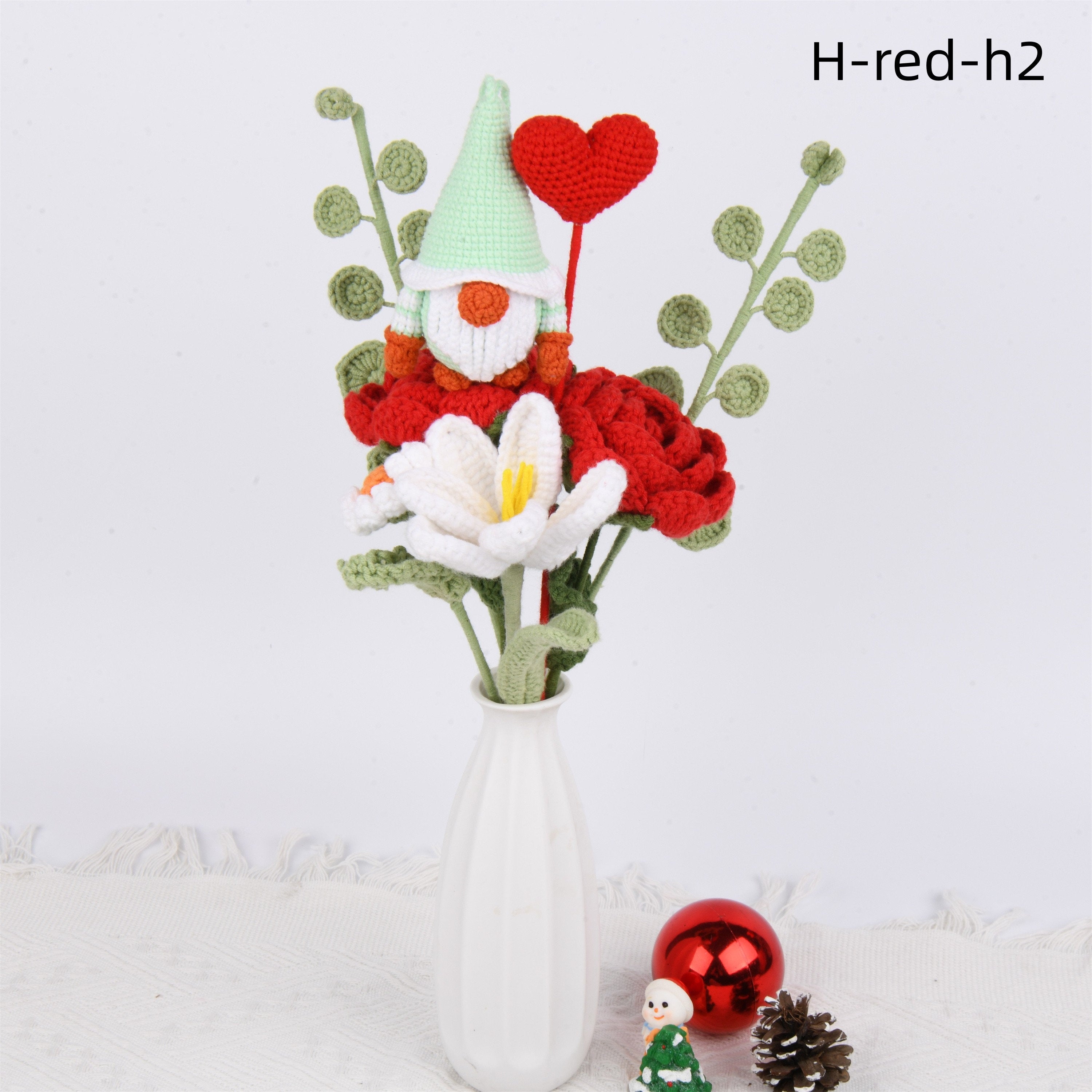 8PCS Handmade Santa Claus/Penguin/Rose/Tulip/Daisy Crochet Bouquet