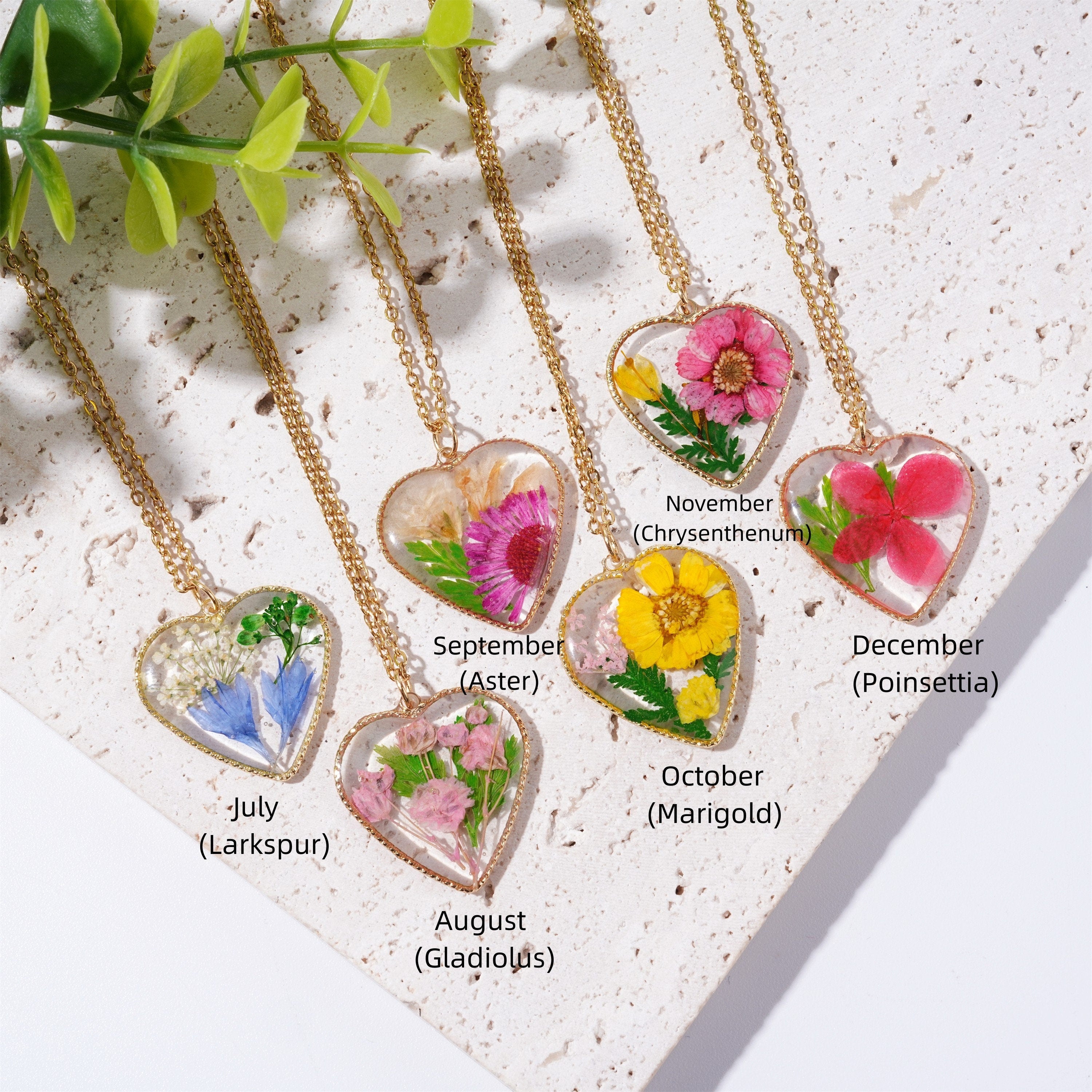 Handmade Heart Flowers Necklace Resin Real Flower Pendant Jewelry